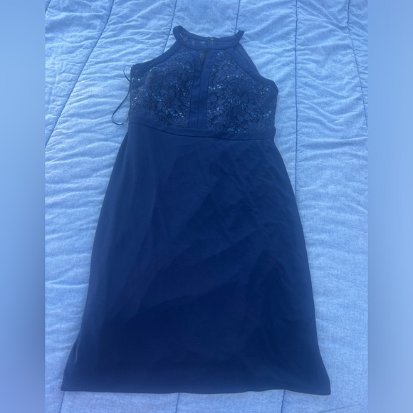 Night Way Collections Dresses & Skirts - Nightway Navy Halter Cocktail Dress with Sequins and Lace Bodice Size 8